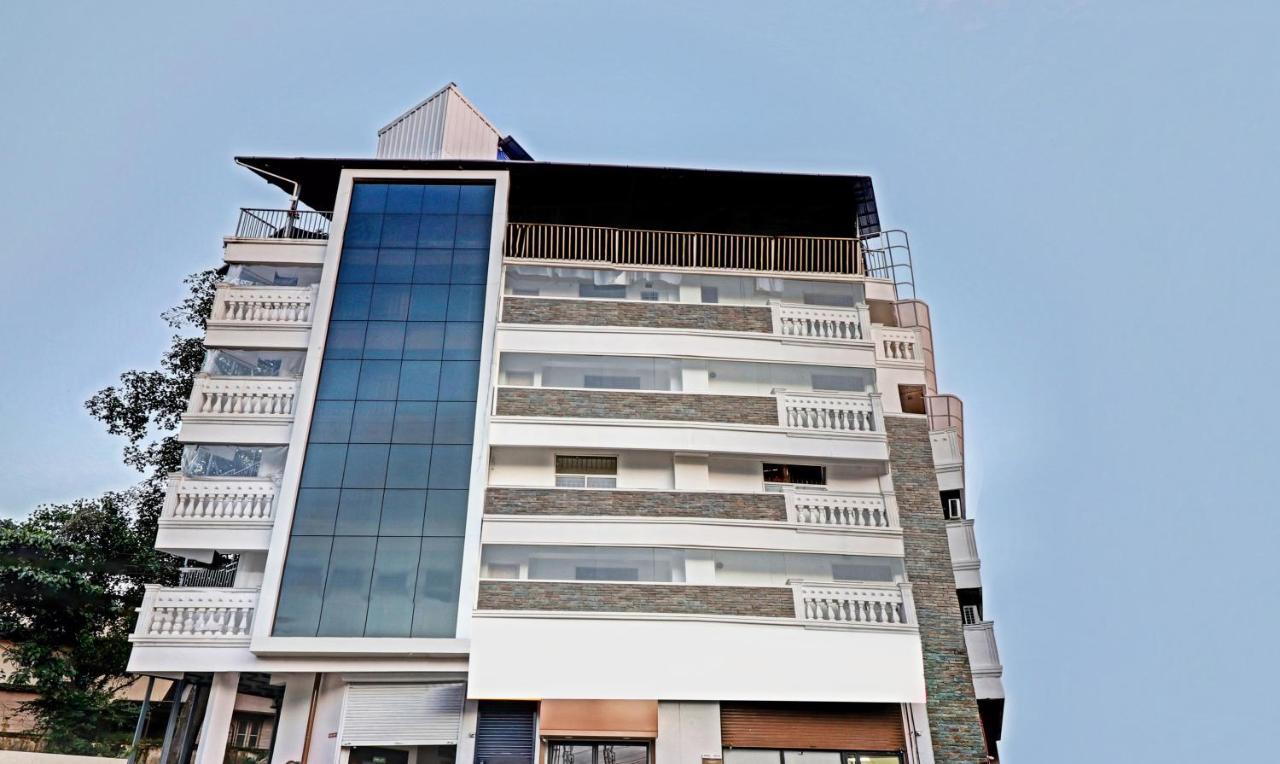 Itsy Hotels Dew Dreams Kochi Exterior photo